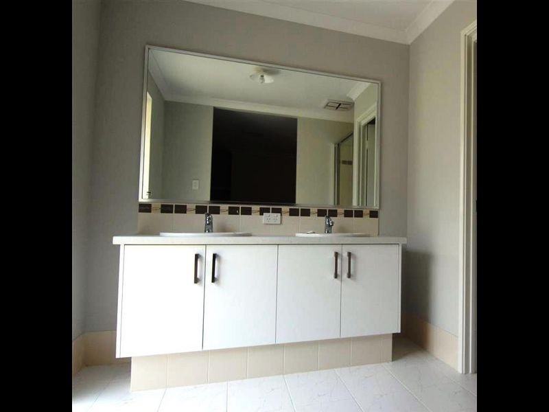 36 Marginata Parkway, Canning Vale WA 6155