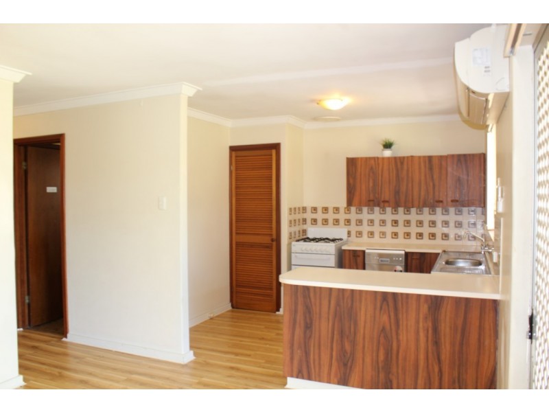 8 Ricketts Court, Rockingham WA 6168