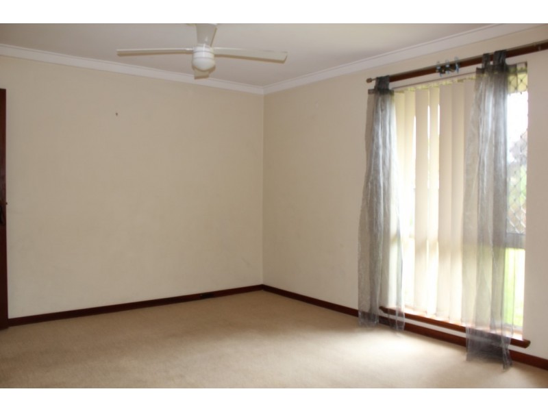 8 Ricketts Court, Rockingham WA 6168