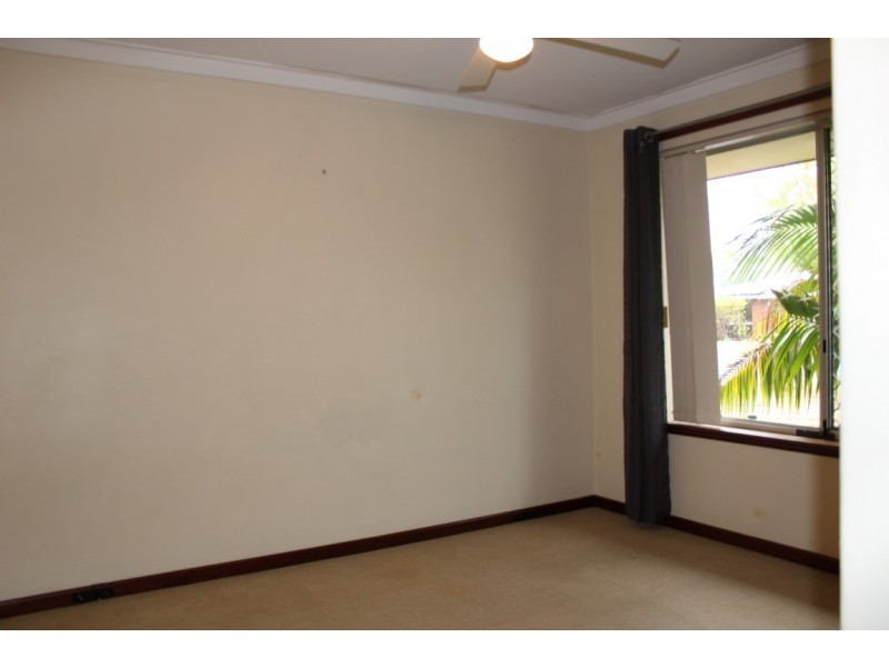 8 Ricketts Court, Rockingham WA 6168