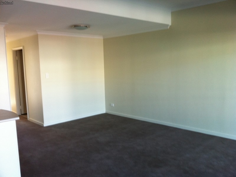 Apartment 13/30 Malata Crescent, Success WA 6164