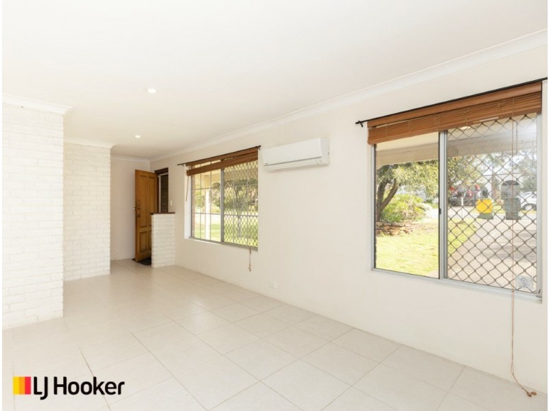 4 Grassbird Loop, Yangebup WA 6164