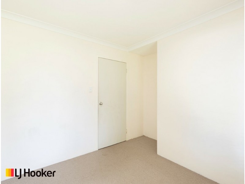 4 Grassbird Loop, Yangebup WA 6164