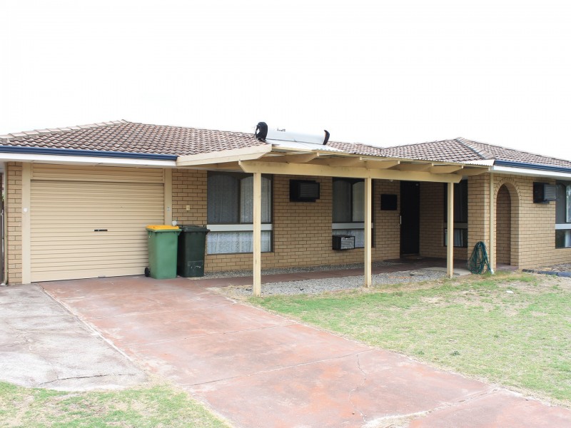 22 Hibbertia Crescent, Riverton WA 6148