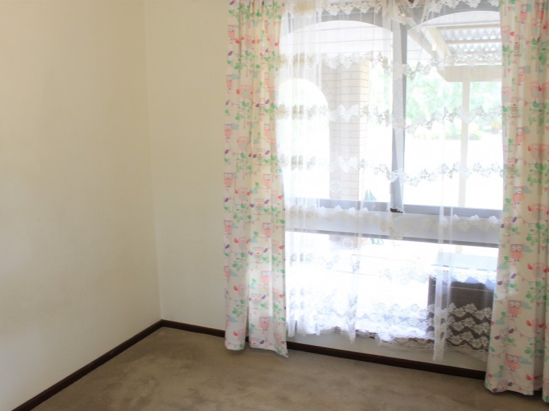 22 Hibbertia Crescent, Riverton WA 6148