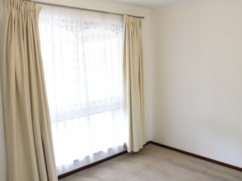 22 Hibbertia Crescent, Riverton WA 6148