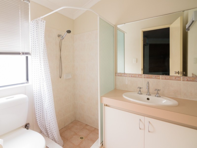 8 Kabbarli Court, South Lake WA 6164