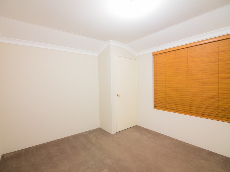 8 Kabbarli Court, South Lake WA 6164