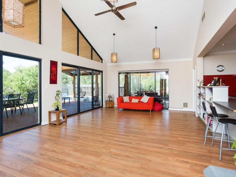 209 Bournbrook Avenue, Byford WA 6122