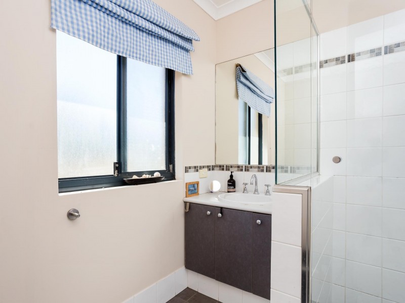 209 Bournbrook Avenue, Byford WA 6122