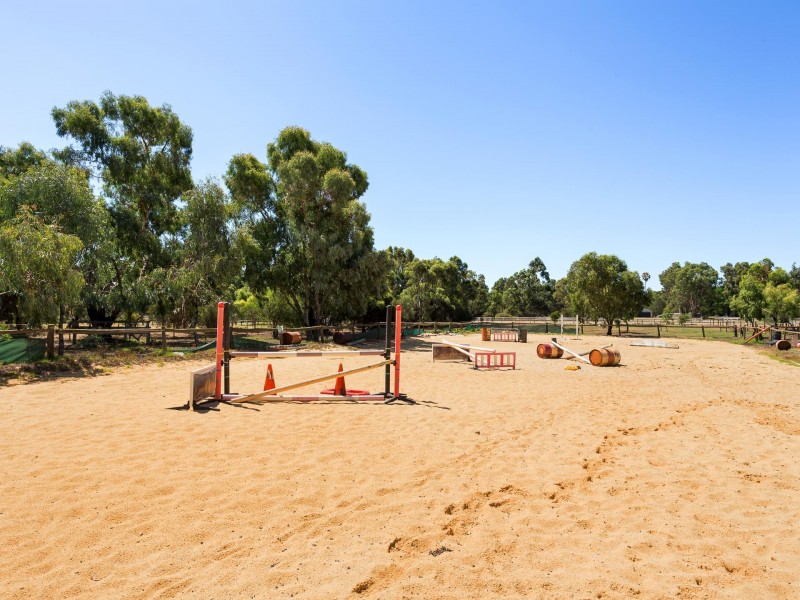 209 Bournbrook Avenue, Byford WA 6122