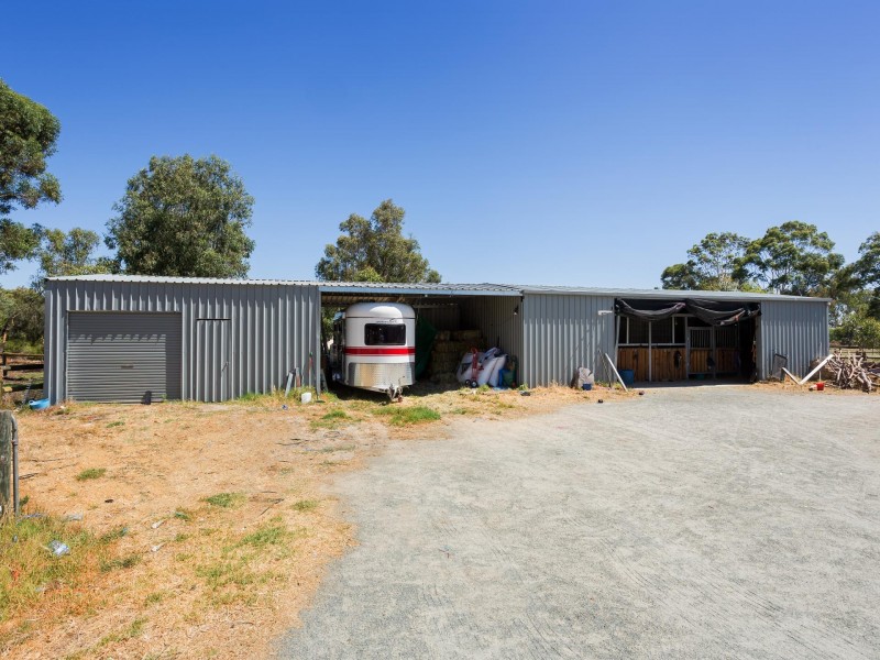 209 Bournbrook Avenue, Byford WA 6122