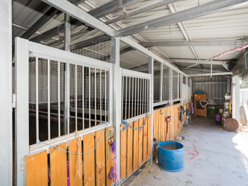 209 Bournbrook Avenue, Byford WA 6122