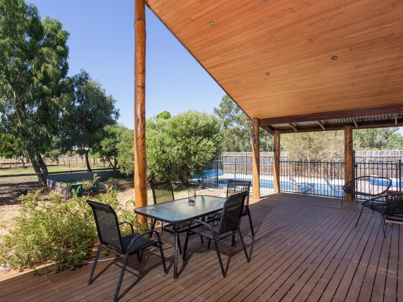 209 Bournbrook Avenue, Byford WA 6122