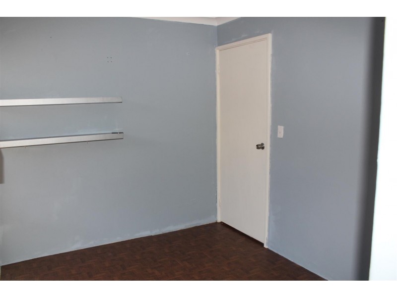 8 Blackthorne Crescent, South Lake WA 6164