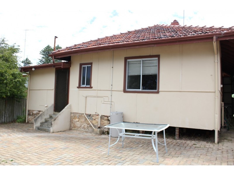 117 Forrest Road, Hamilton Hill WA 6163