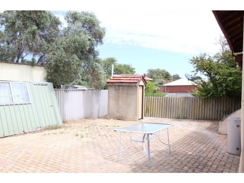 117 Forrest Road, Hamilton Hill WA 6163