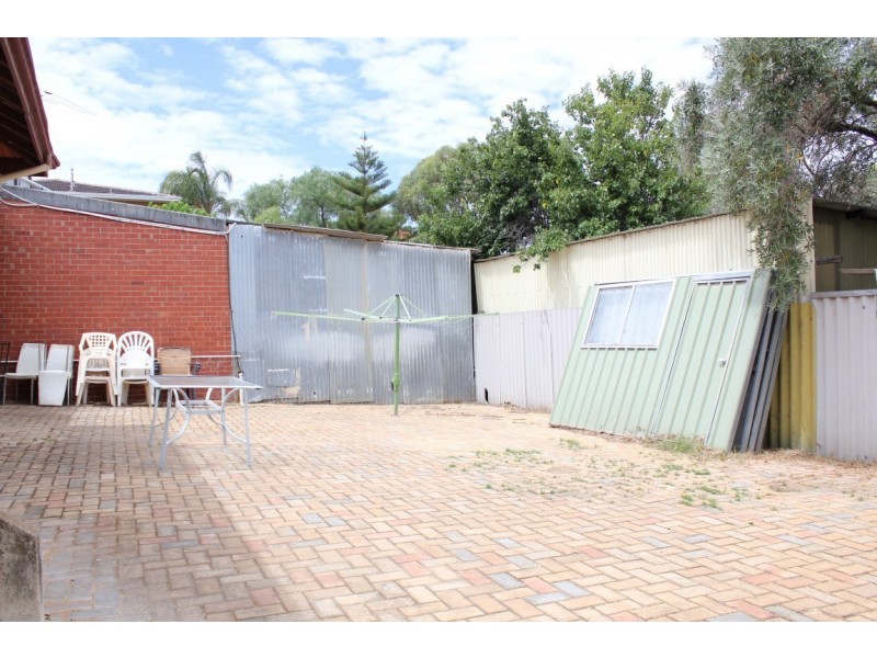 117 Forrest Road, Hamilton Hill WA 6163