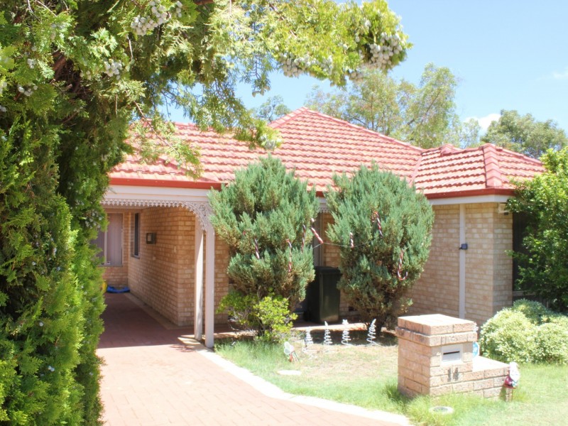 14 Caphorn Close, Bibra Lake WA 6163