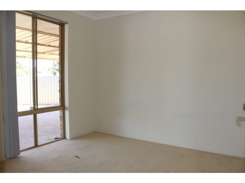 14 Whitlock Crescent, South Lake WA 6164