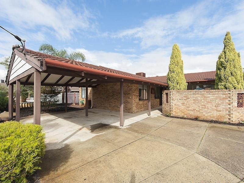 11 Fabian Close, Willetton WA 6155