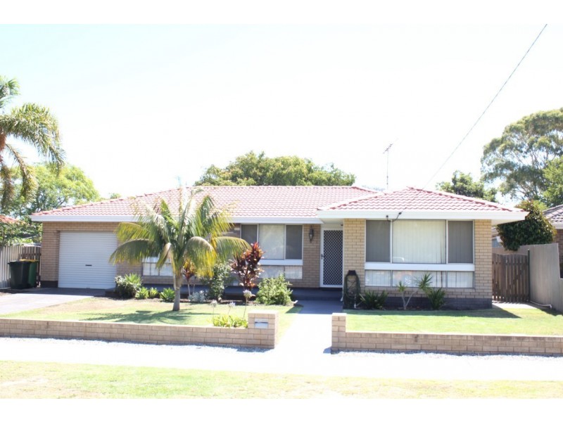 11 Sussex Street, Spearwood WA 6163