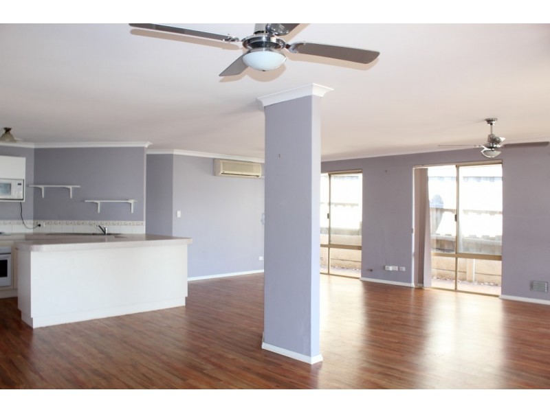 35 Thornbill Loop, Beeliar WA 6164