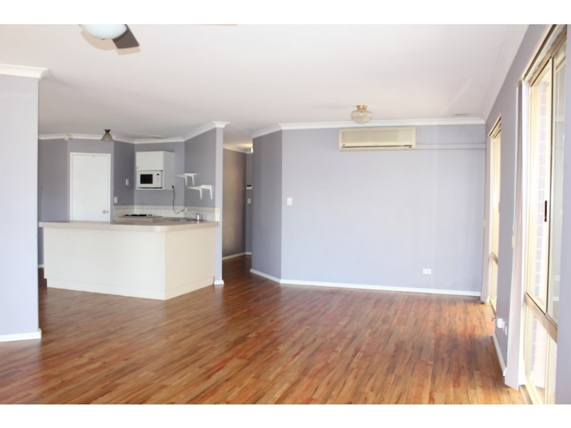 35 Thornbill Loop, Beeliar WA 6164