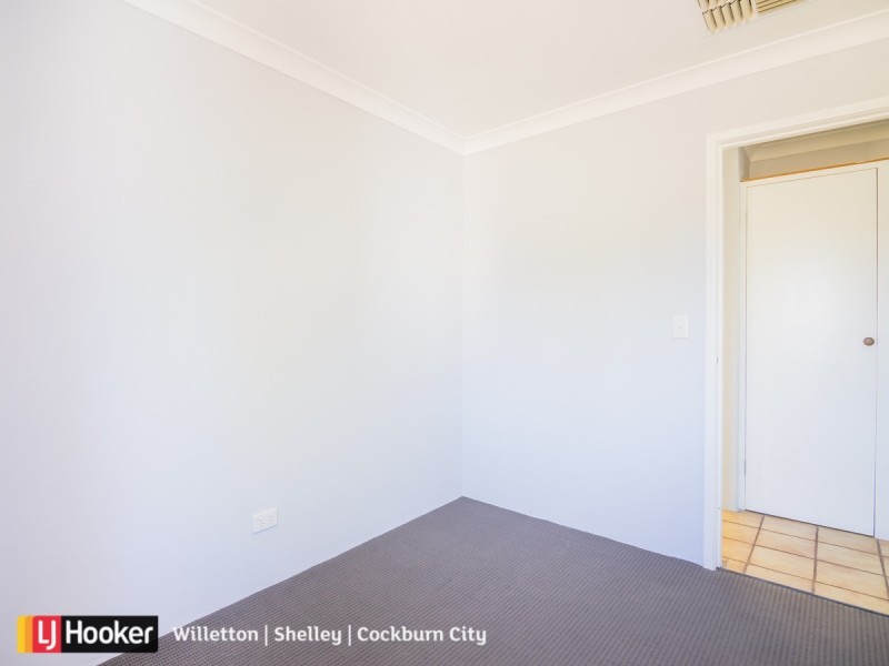 17 Mollerin Place, South Lake WA 6164