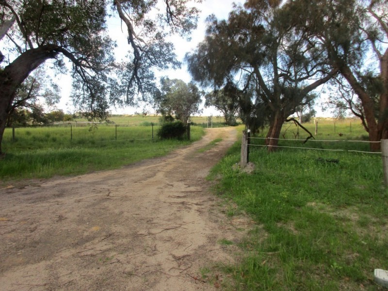 253 Sixty Eight Road, Baldivis WA 6171