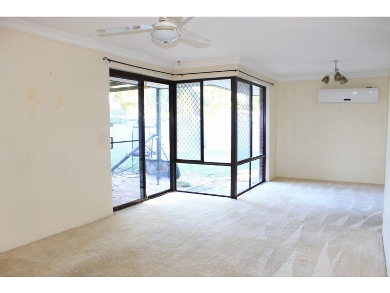 7 Cowan Place, Safety Bay WA 6169