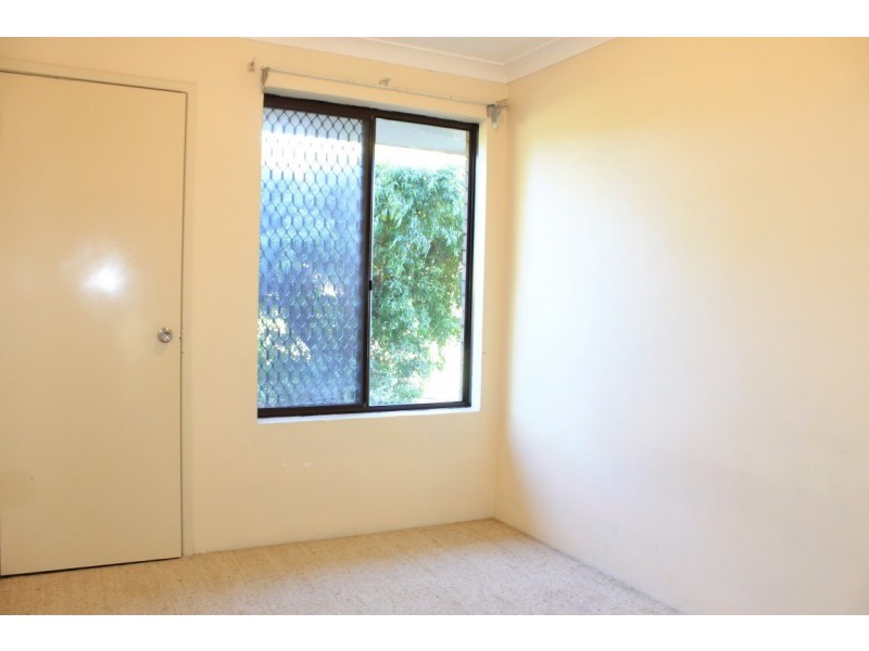 7 Cowan Place, Safety Bay WA 6169