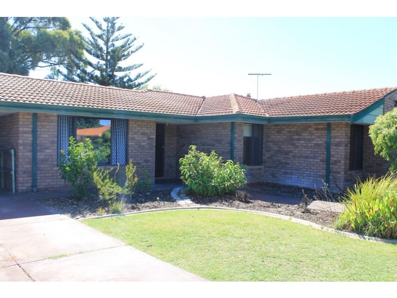 7 Cowan Place, Safety Bay WA 6169