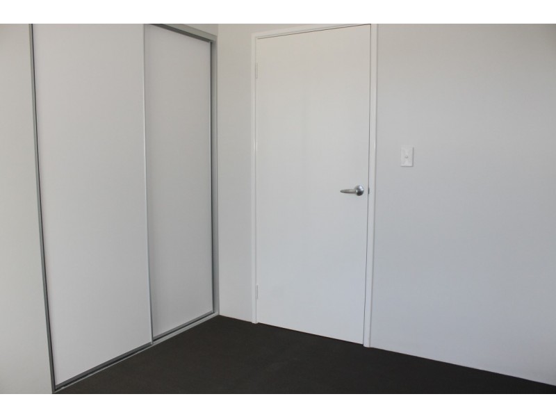 2/41 Bellazario Promenade, Aveley WA 6069