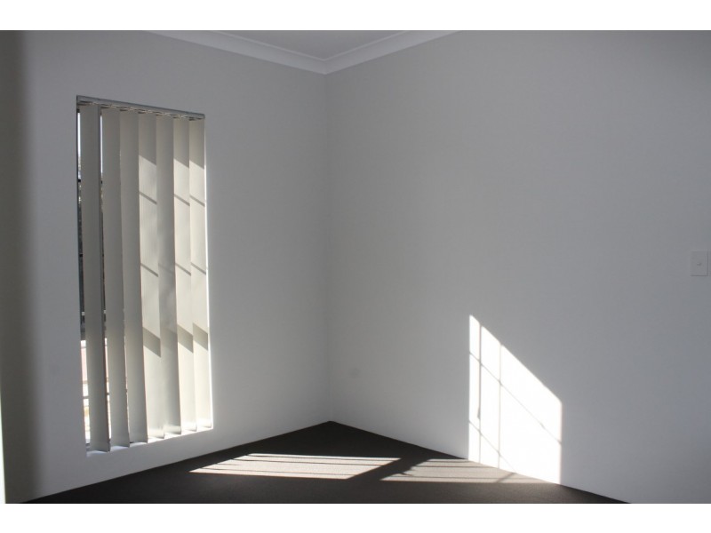 2/41 Bellazario Promenade, Aveley WA 6069