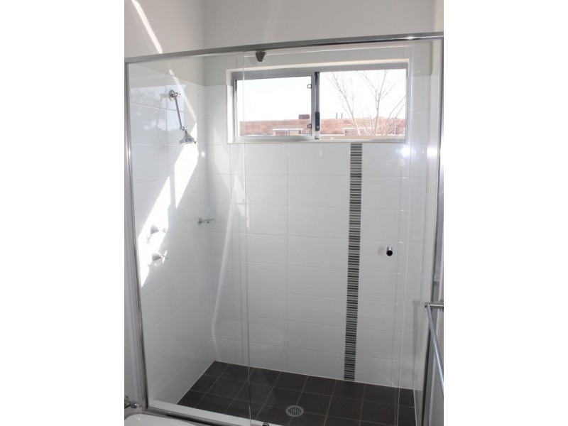 2/41 Bellazario Promenade, Aveley WA 6069