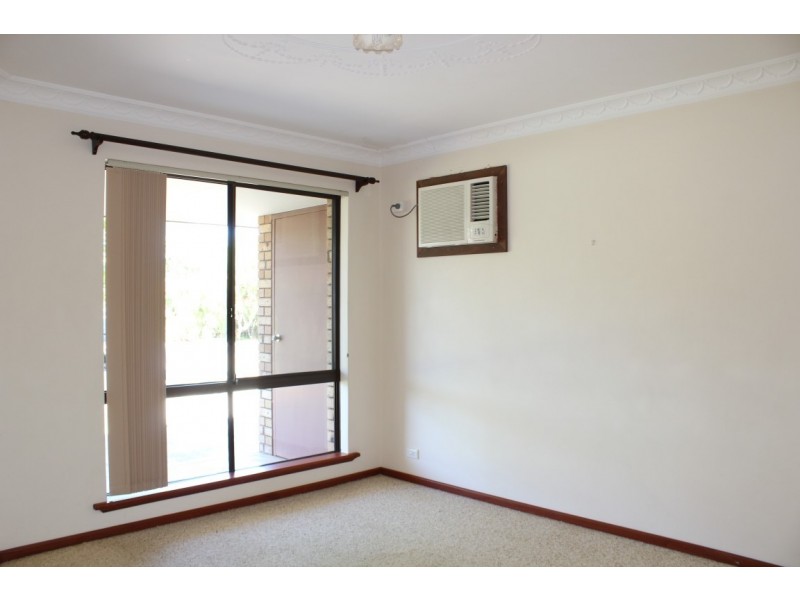 42B Tolley Court, Hamilton Hill WA 6163