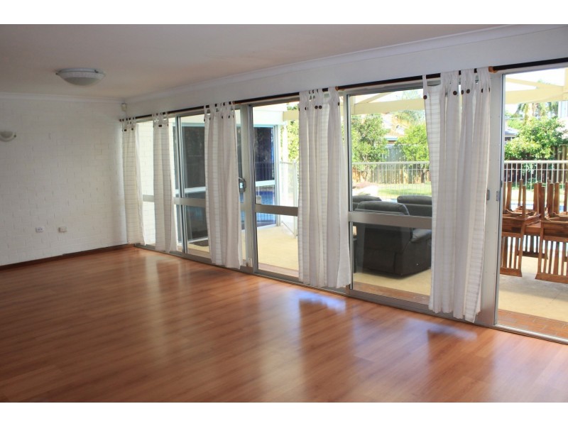 307 Riverton Drive, Shelley WA 6148