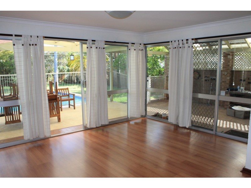 307 Riverton Drive, Shelley WA 6148