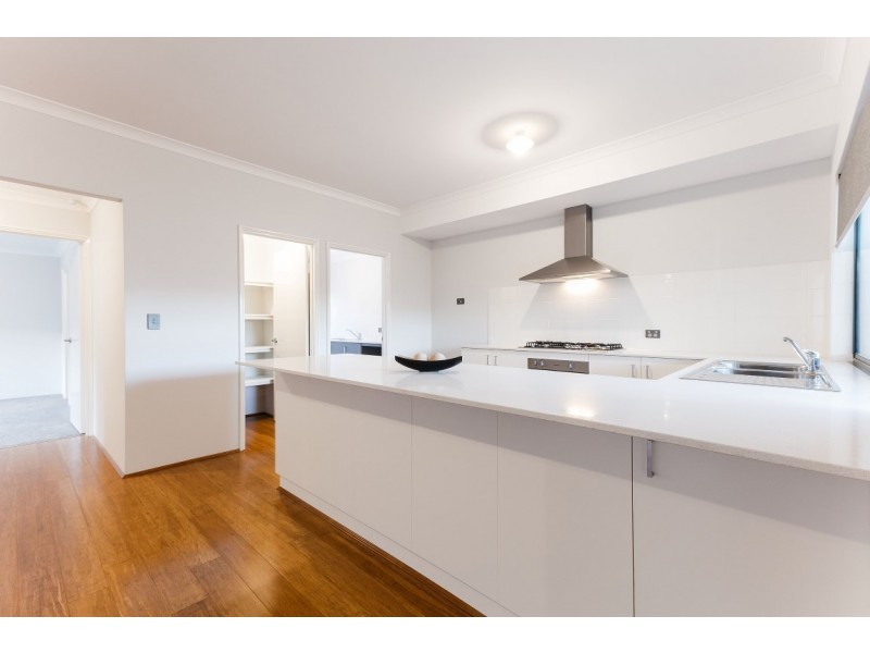 30b Bullfinch Street, Spearwood WA 6163