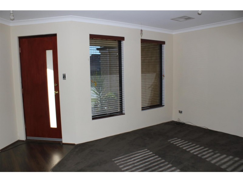 18 Gingerale Circle, Byford WA 6122
