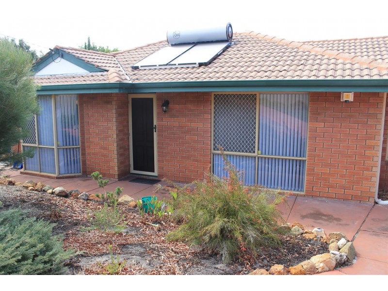 21 Gwenneth Terrace, South Lake WA 6164