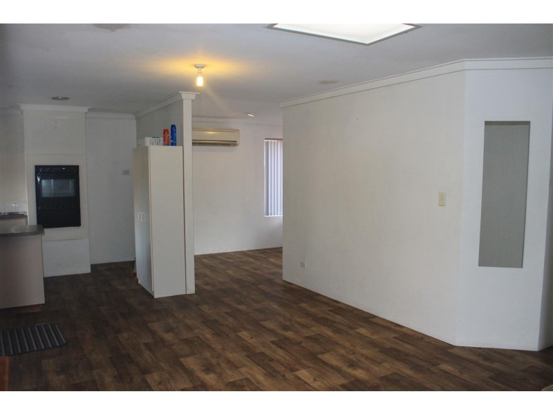 21 Gwenneth Terrace, South Lake WA 6164