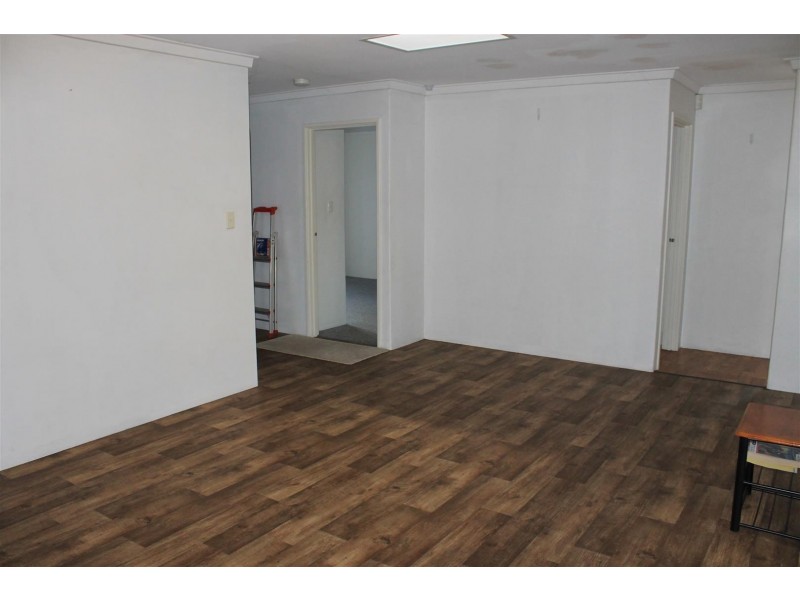 21 Gwenneth Terrace, South Lake WA 6164