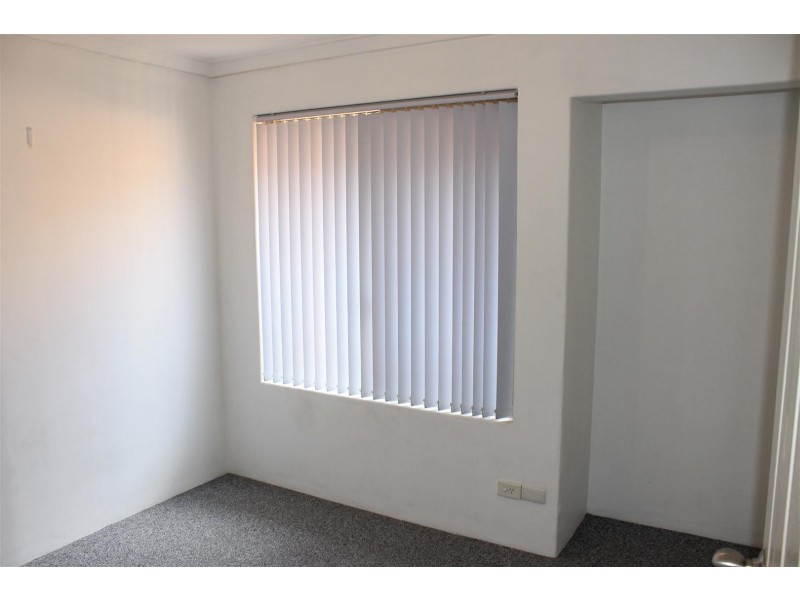 21 Gwenneth Terrace, South Lake WA 6164