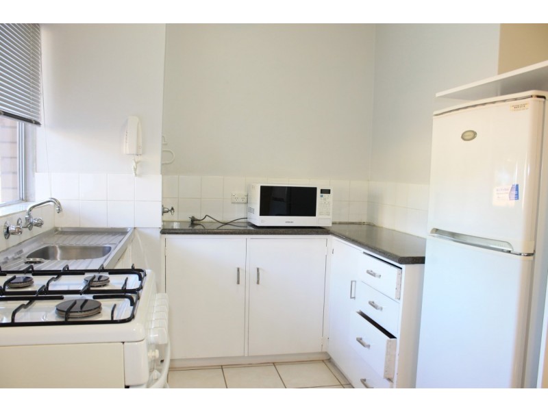 7/1045 Albany Highway, St James WA 6102