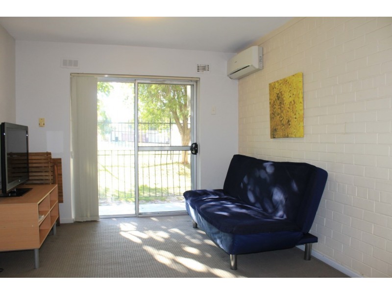 7/1045 Albany Highway, St James WA 6102