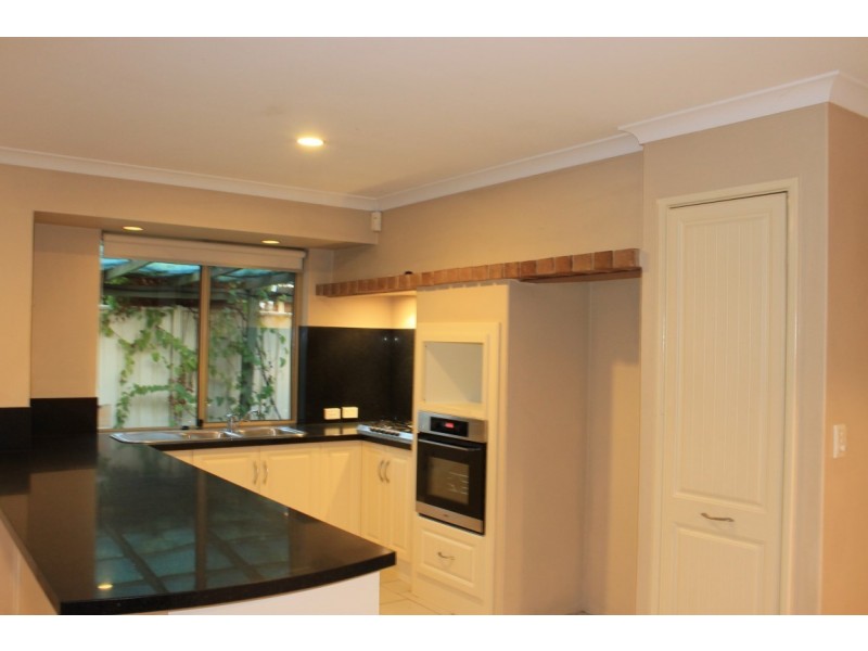 5 Wilson Lane, Bateman WA 6150