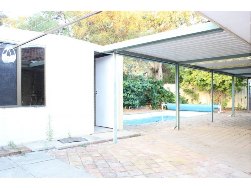 5 Wilson Lane, Bateman WA 6150