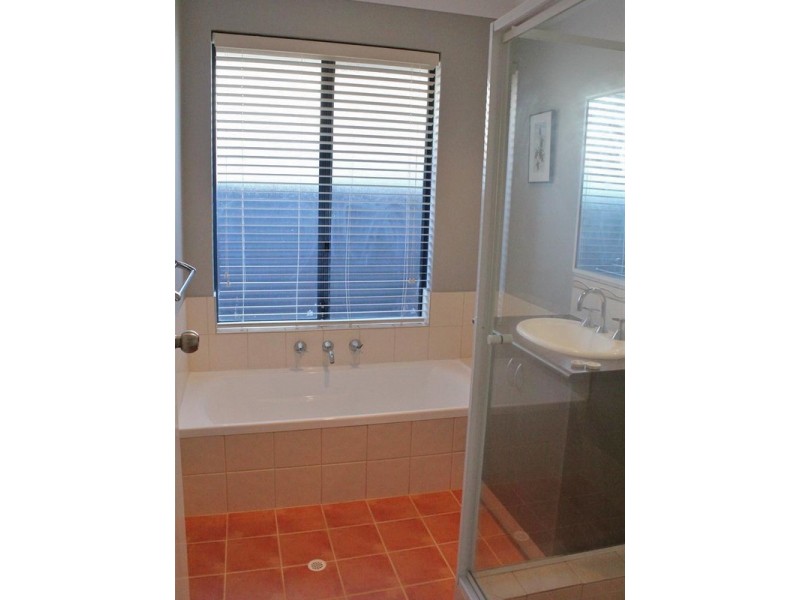 26 Larsen Road, Byford WA 6122